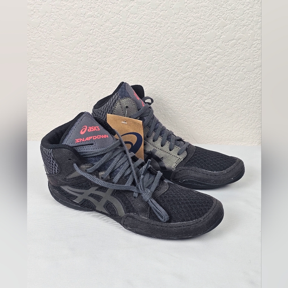 Asics Snapdown Wrestling Shoes Lace Up Youth Sports /Active /Black/Boys Size 4.5